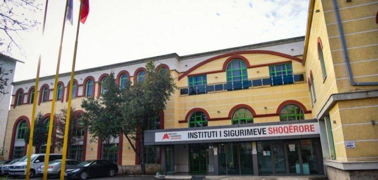 KLSH: Mbi 11 mijë raste pagesash të pensioneve pas vdekjes vetëm gjatë vitit 2024
