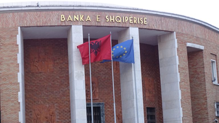 Banka e Shqipërisë po drafton ligjin e ri për institucionet e kreditit dhe mbikëqyrjen e tyre