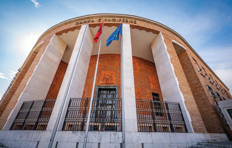 Forcohet kontrolli kundër pastrimit të parave, BSH miraton ndryshime në pesë rregullore