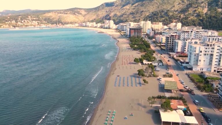 Stacionet e plazhit 2026: Nis aplikimi online në e-Albania, kontratat deri në 5 vjet nga AKB