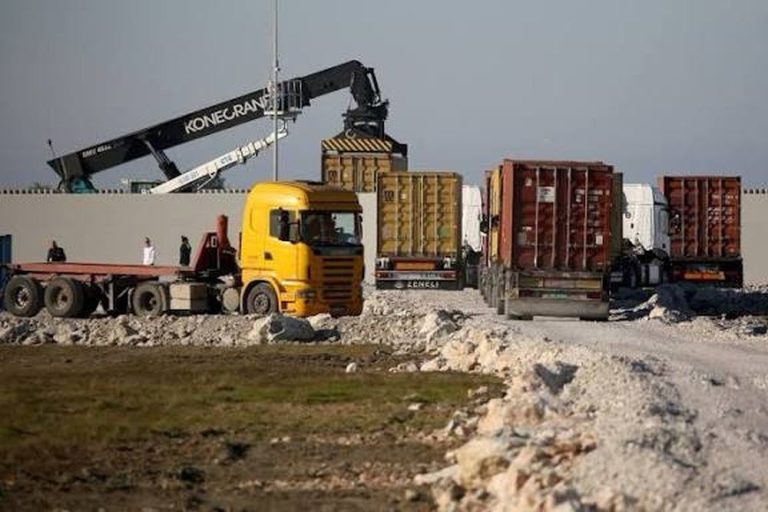 Mbetjet toksike të KURUM, largohen nga Porto Romano dhe zhvendosen në një zonë tjetër