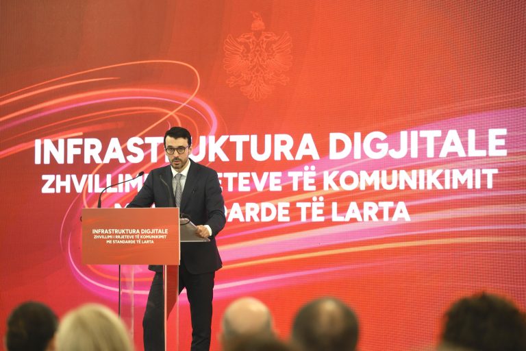 Karakaçi: Shqipëria drejt shoqërisë gigabit, investime për rrjete moderne dhe mbulim 5G