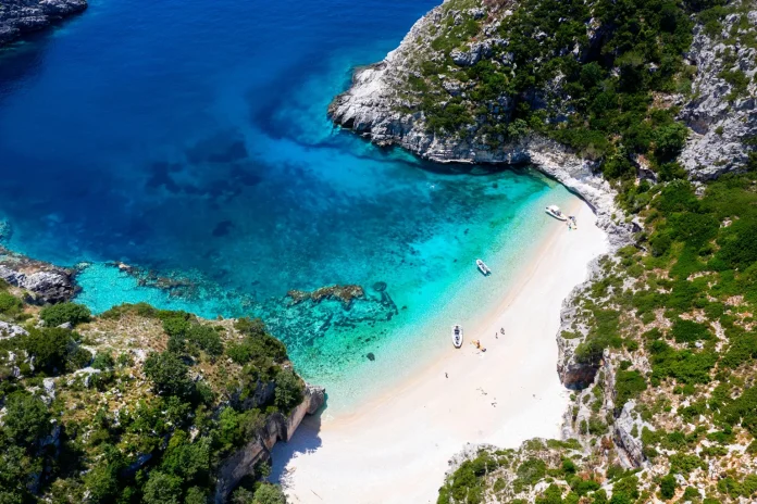 “The Sun”: Shqipëria mes destinacioneve më të lira për pushime verore në Evropë